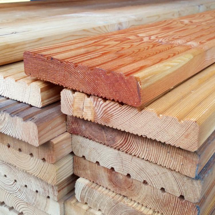 Planches terrasses méleze.