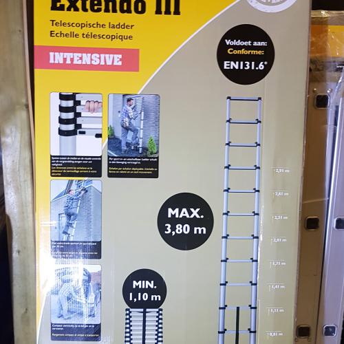 Echelle téléscopique.